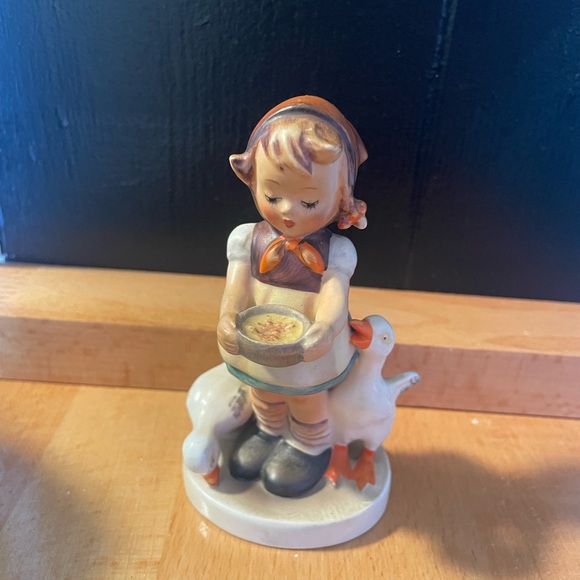 Hummel Collection - Picture 10 of 12